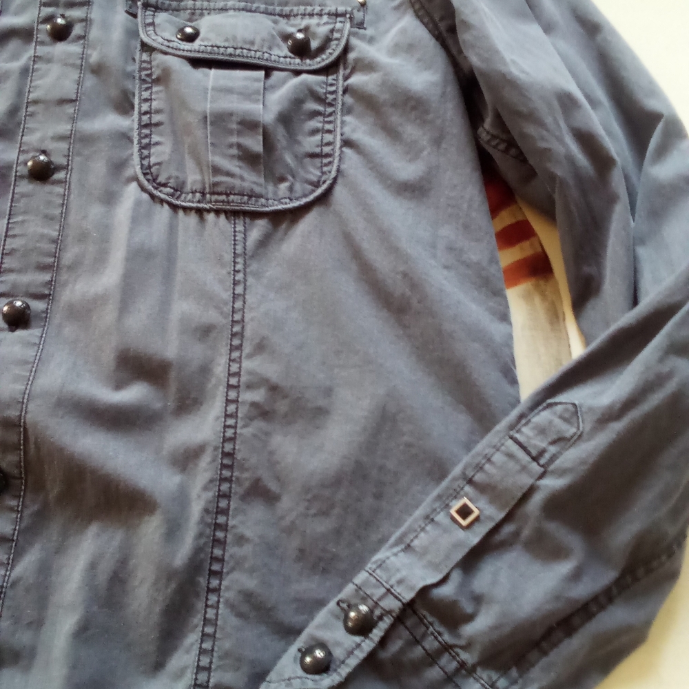 Hard Rock button up - Picture 10 of 11